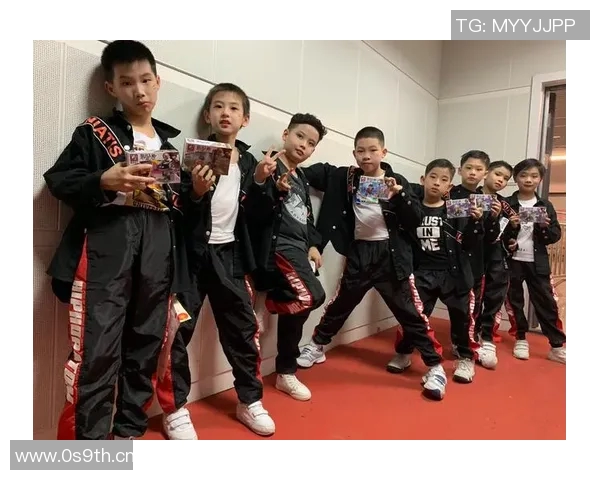 广州街舞队的区域防守策略分析与街舞文化的深度融合探讨